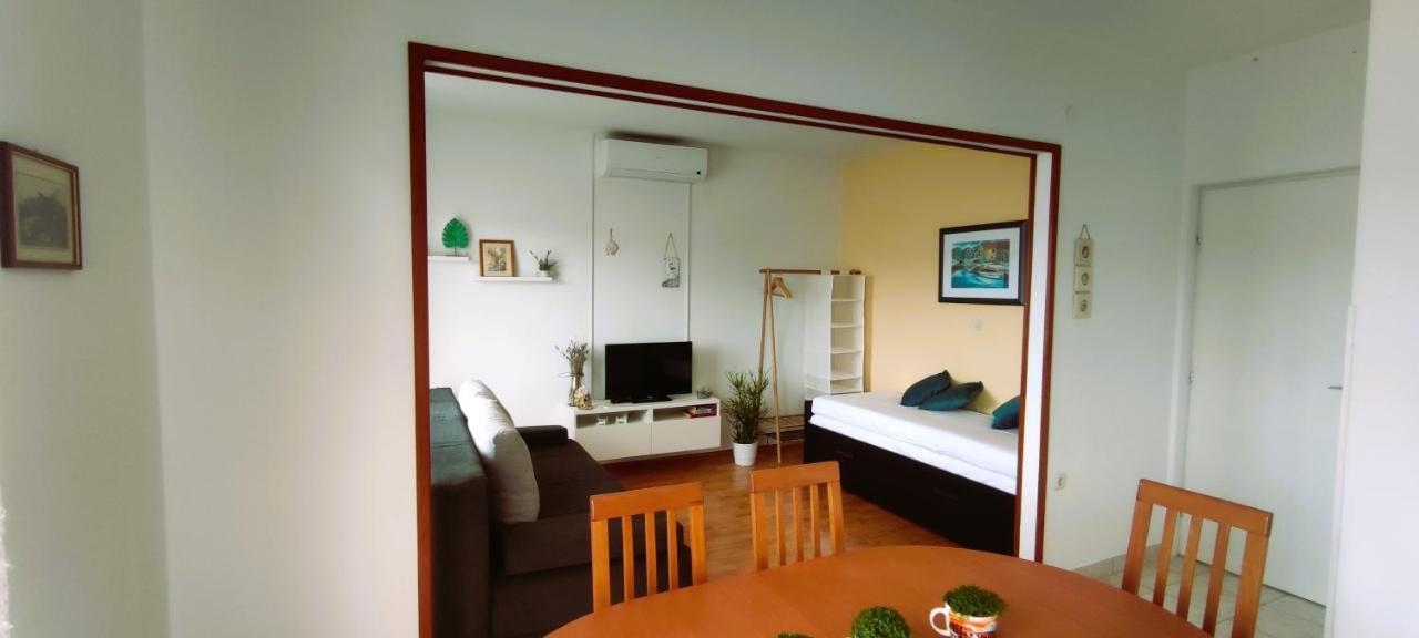 Apartments Senka Viganj Exterior foto